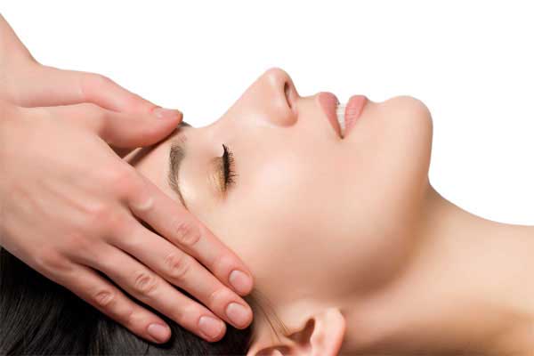 Read more about the article Pune Is The Top Destination for Cosmetic Facial surgeries