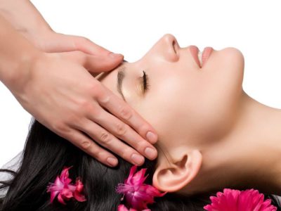 Relaxing Head & Shoulder Massage