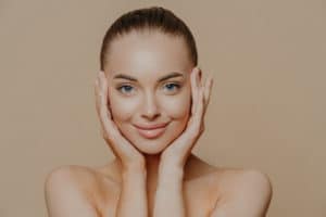 liquid facelift non-surgical by Dr. Ashish Davalbhakta at aesthetic medispa in pune.