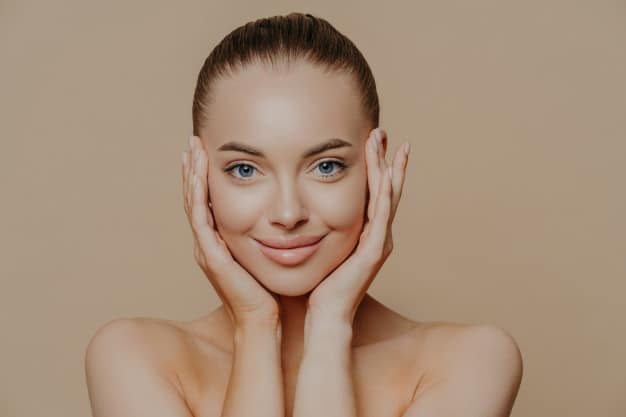 Look Young, Stay Beautiful: Best facelift surgery in India!